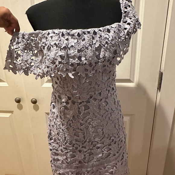 ASTR Lavender lace dress - Picture 7 of 10